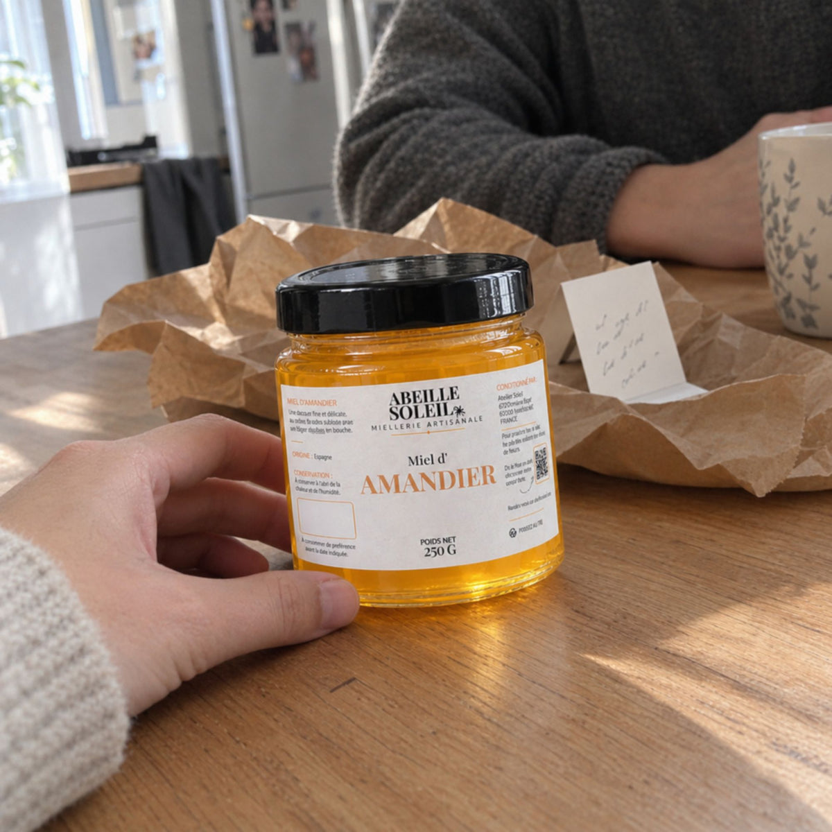 Cadeaux miel : nos conseils d'apiculteurs pour offrir un miel qui plaît
